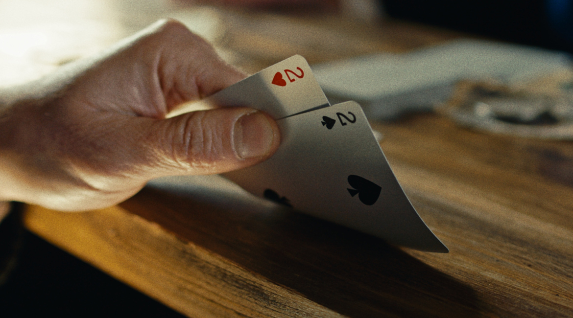 THE EXPERT AT THE CARD TABLE © Fourmat Film GmbH