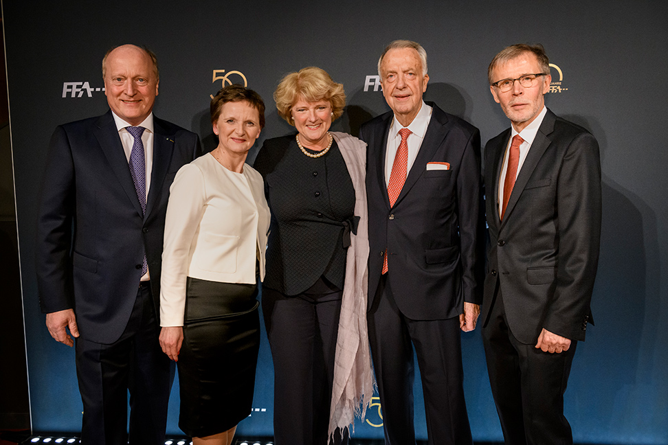 Peter Dinges, Christine Berg, Monika Grütters, Bernd Neumann, Frank Völkert (© Ulf Büschleb)